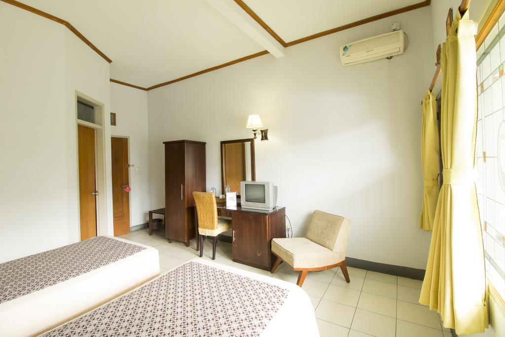 Reddoorz @ Setrasari Bandung Quarto foto